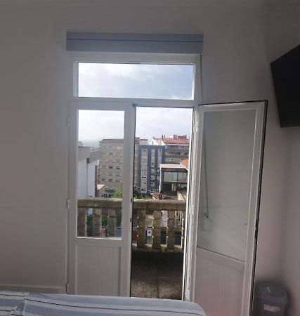 Appartamento Habitacion Pequena Con Balcon Vigo Esterno foto